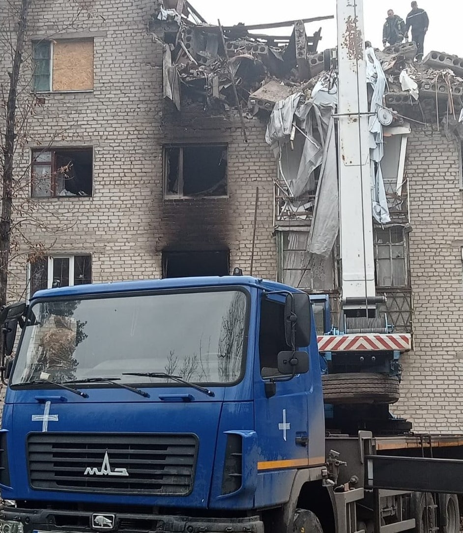 В Святогорске под завалами дома нашли тело женщины, пролежавшее там больше месяца 1