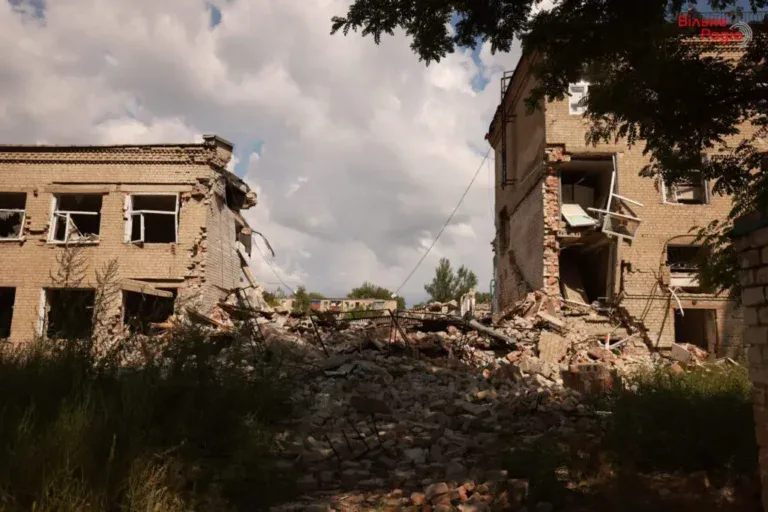 “Не мають особливого бажання виїздити”, — очільник ОВА про ситуацію у Часовому Ярі та Красногорівці