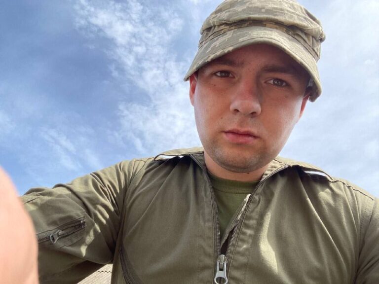У 19 років очолив танковий взвод: згадаймо військового з Івано-Франківщини Романа Хопту, який загинув на Курщині