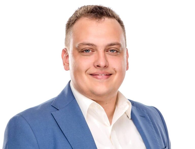 В міськраді Маріуполя не мають претензій до посадовця, який зняв глузливе відео про маріупольчанку, яка його критикувала